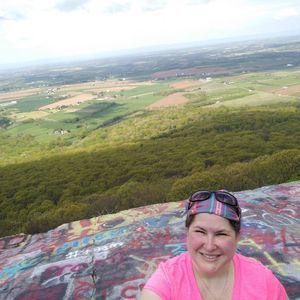 Meet your Posher, Joyce